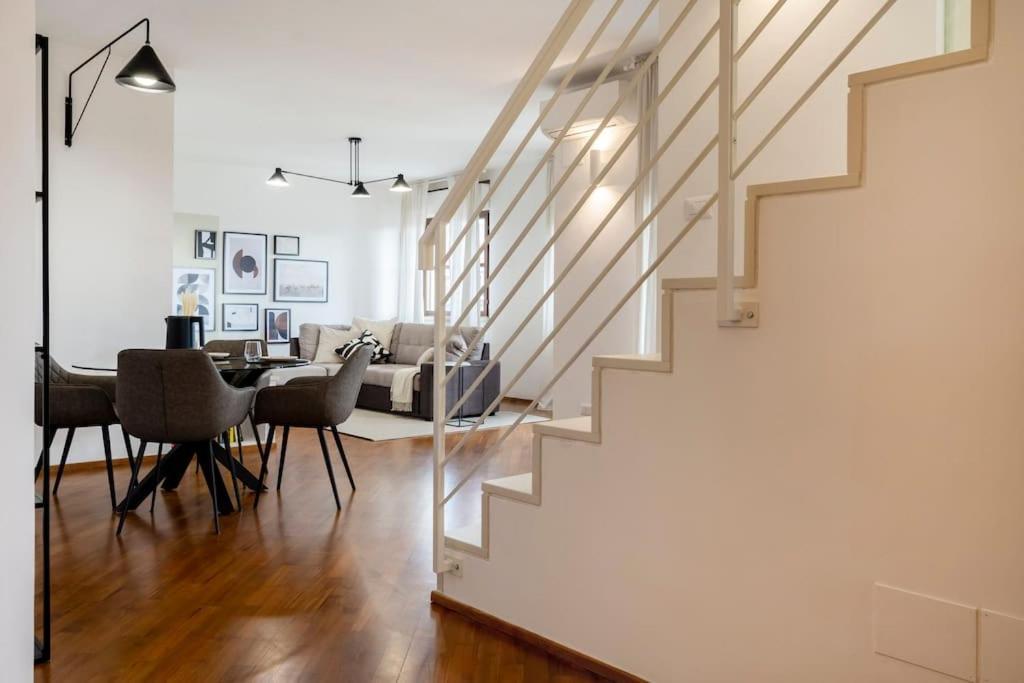 Апартаменты Exclusive Penthouse With 60 M2 Panoramic Terrace Перуджа Экстерьер фото