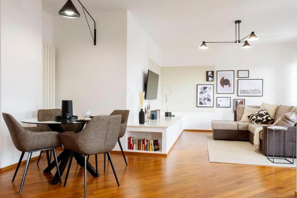 Апартаменты Exclusive Penthouse With 60 M2 Panoramic Terrace Перуджа Экстерьер фото